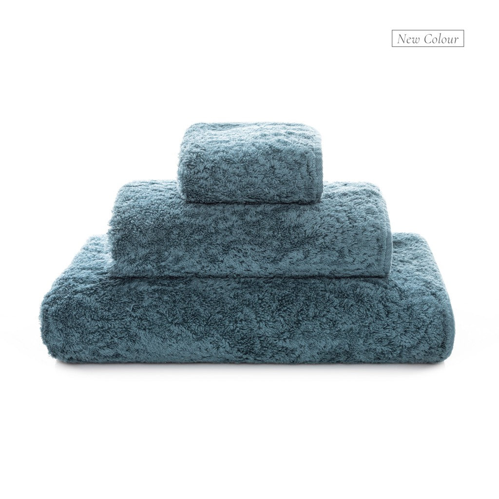 Egoist Egyptian Cotton Bath towel